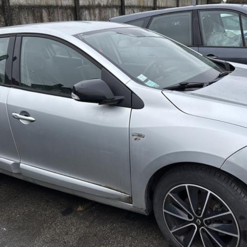 Vitre avant droit RENAULT MEGANE 3 Photo n°10