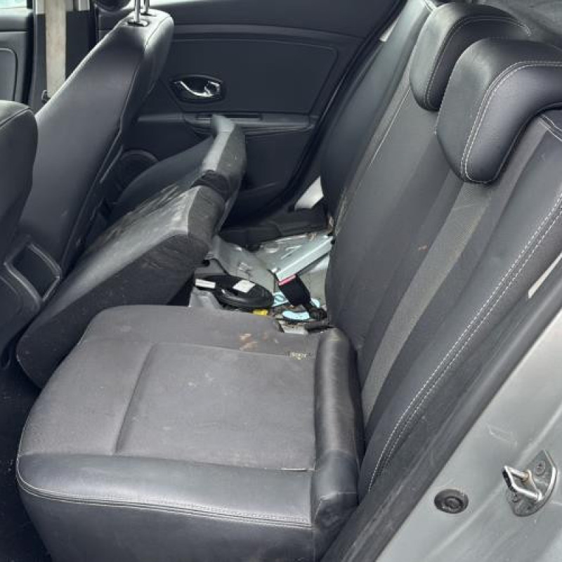 Vitre avant droit RENAULT MEGANE 3 Photo n°15