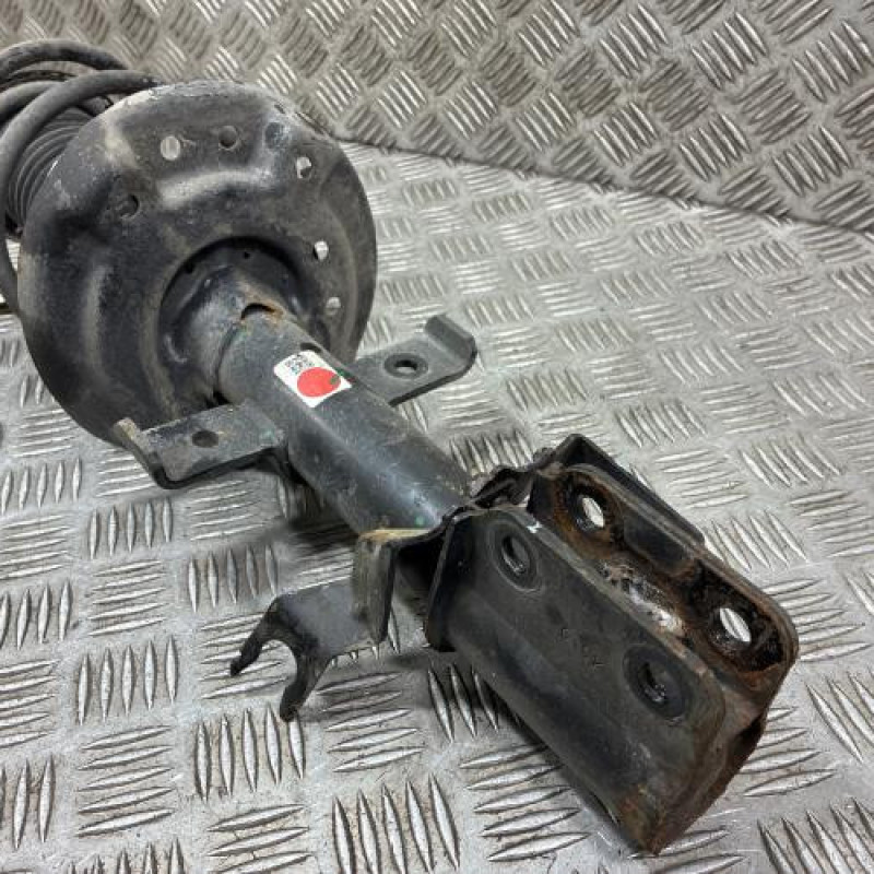 Amortisseur avant gauche RENAULT CLIO 5 Photo n°1