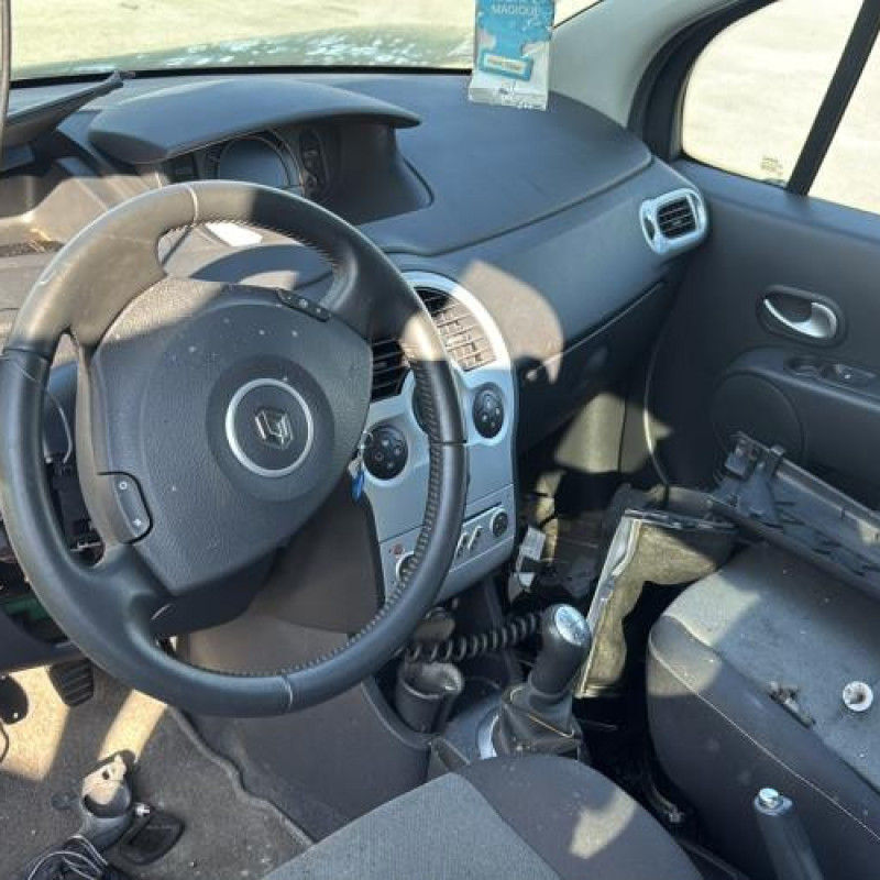 Attache ceinture arriere gauche RENAULT GRAND MODUS Photo n°16