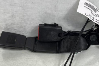 Attache ceinture arriere droit PEUGEOT 3008 1 Photo n°1