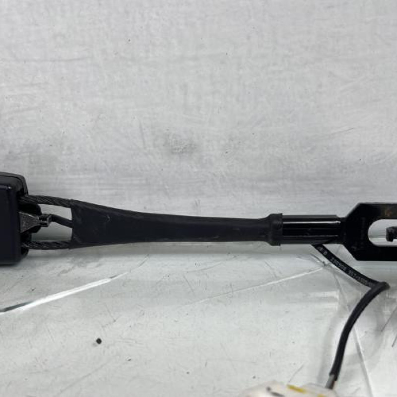 Attache ceinture avant droit PEUGEOT 3008 1 Photo n°1