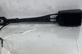 Attache ceinture avant droit PEUGEOT 3008 1
