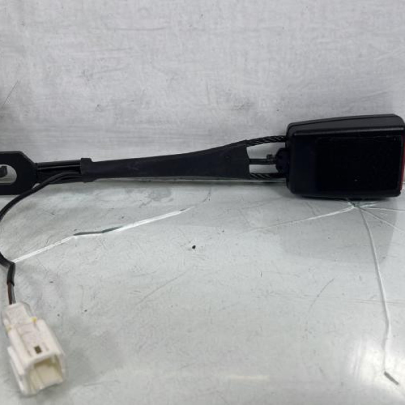 Attache ceinture avant droit PEUGEOT 3008 1 Photo n°2