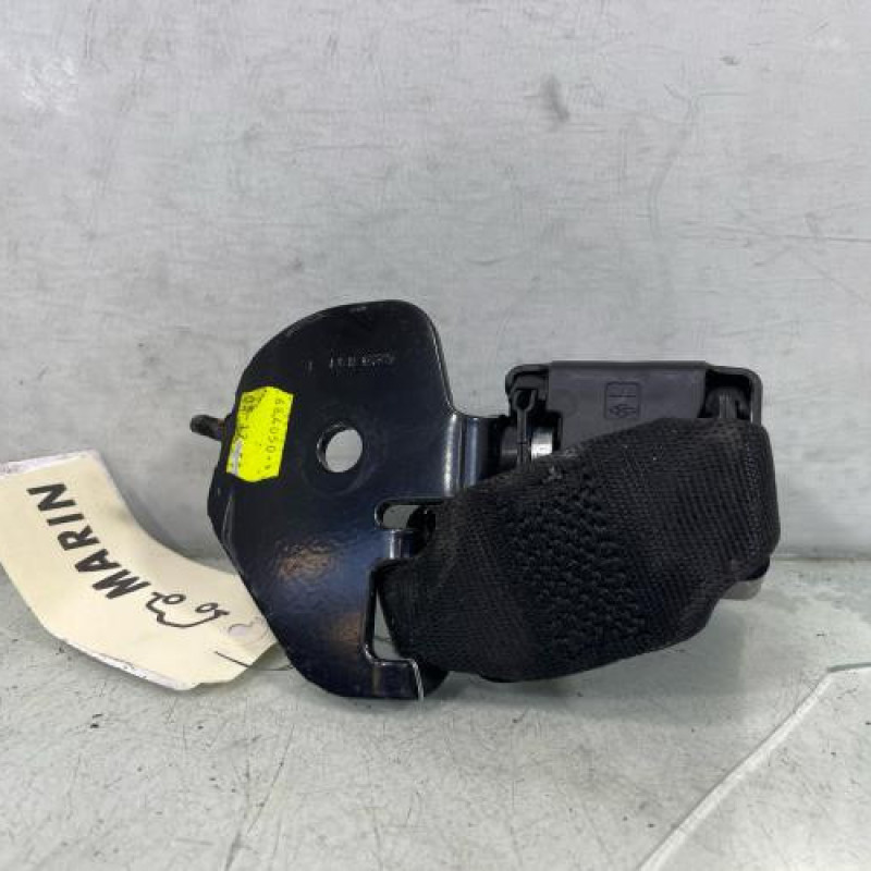 Attache ceinture arriere droit RENAULT CLIO 2 CAMPUS Photo n°2