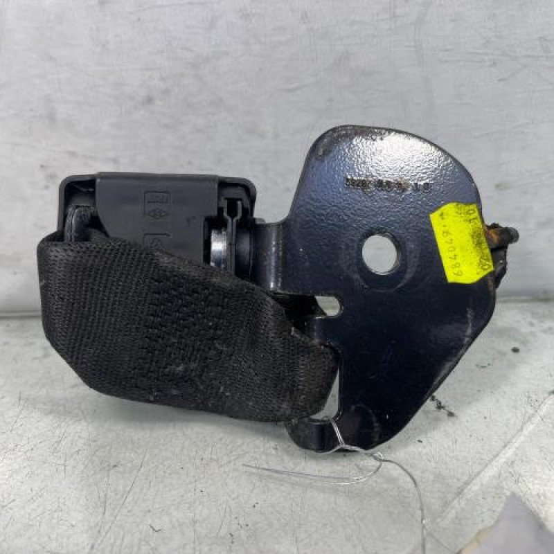 Attache ceinture arriere gauche RENAULT CLIO 2 CAMPUS Photo n°3