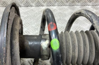 Amortisseur avant gauche TOYOTA AURIS 1