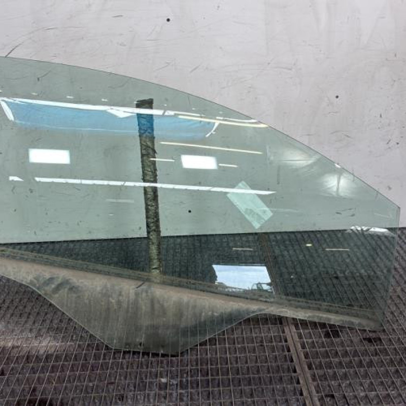 Vitre avant droit FORD KA 2 Photo n°1