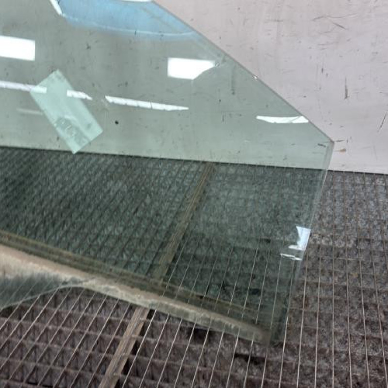 Vitre avant droit FORD KA 2 Photo n°2