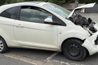 Vitre avant droit FORD KA 2