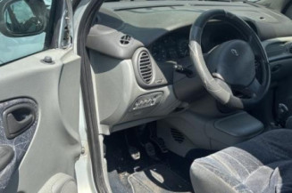 Amortisseur avant gauche RENAULT SCENIC 1