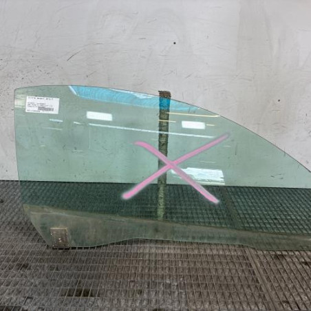 Vitre avant droit PEUGEOT 206 Photo n°1