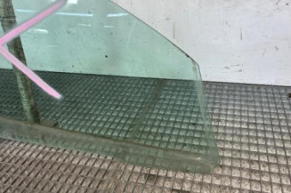 Vitre avant droit PEUGEOT 206