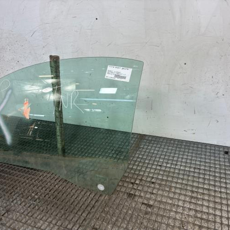 Vitre avant gauche PEUGEOT 206 Photo n°3