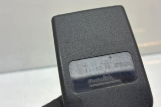 Attache ceinture avant gauche PEUGEOT 206