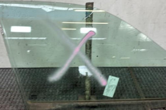 Vitre avant droit RENAULT CLIO 2 Photo n°1