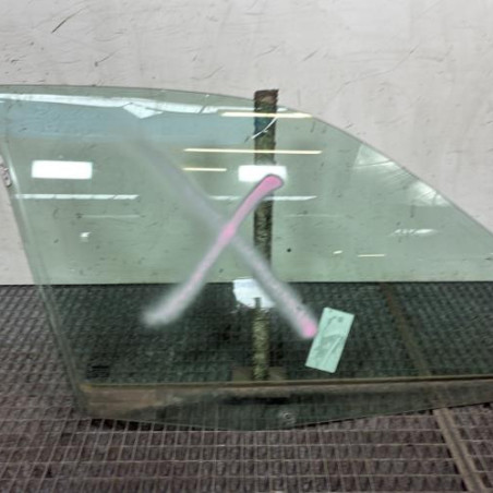 Vitre avant droit RENAULT CLIO 2 Photo n°1
