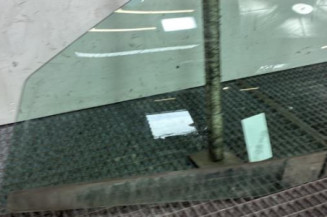 Vitre avant gauche RENAULT CLIO 2