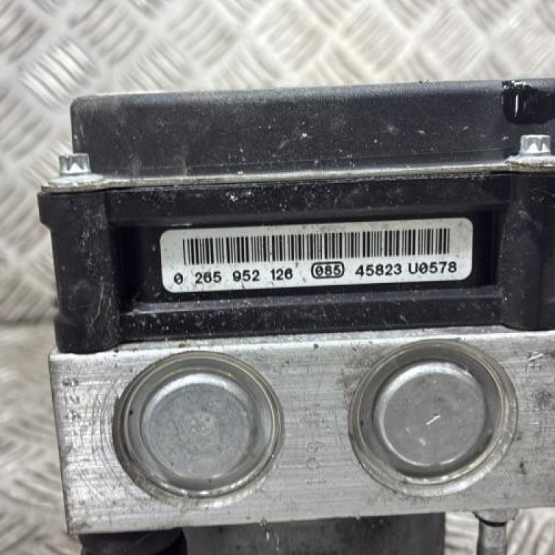 Bloc ABS (freins anti-blocage) PEUGEOT 5008 1 Photo n°2