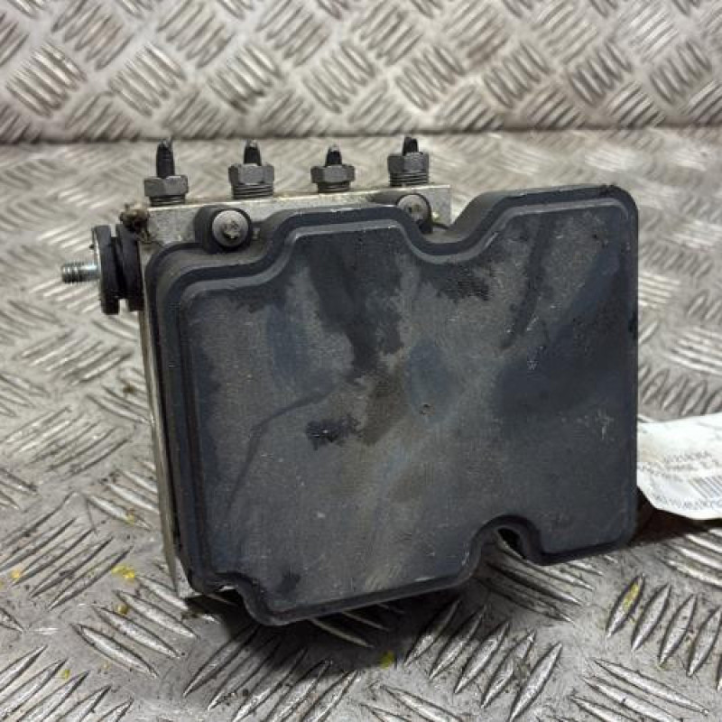 Bloc ABS (freins anti-blocage) RENAULT MASTER 3 Photo n°1