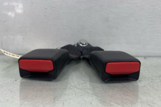 Attache ceinture arriere droit DACIA SANDERO 2 Photo n°1