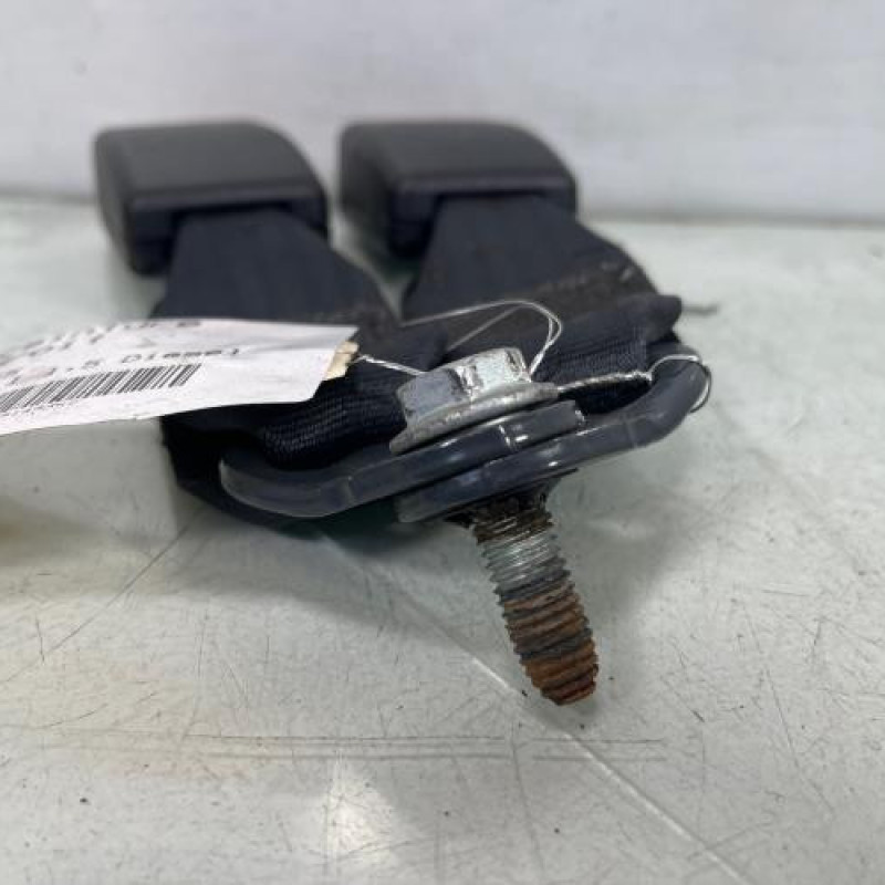 Attache ceinture arriere droit DACIA SANDERO 2 Photo n°4