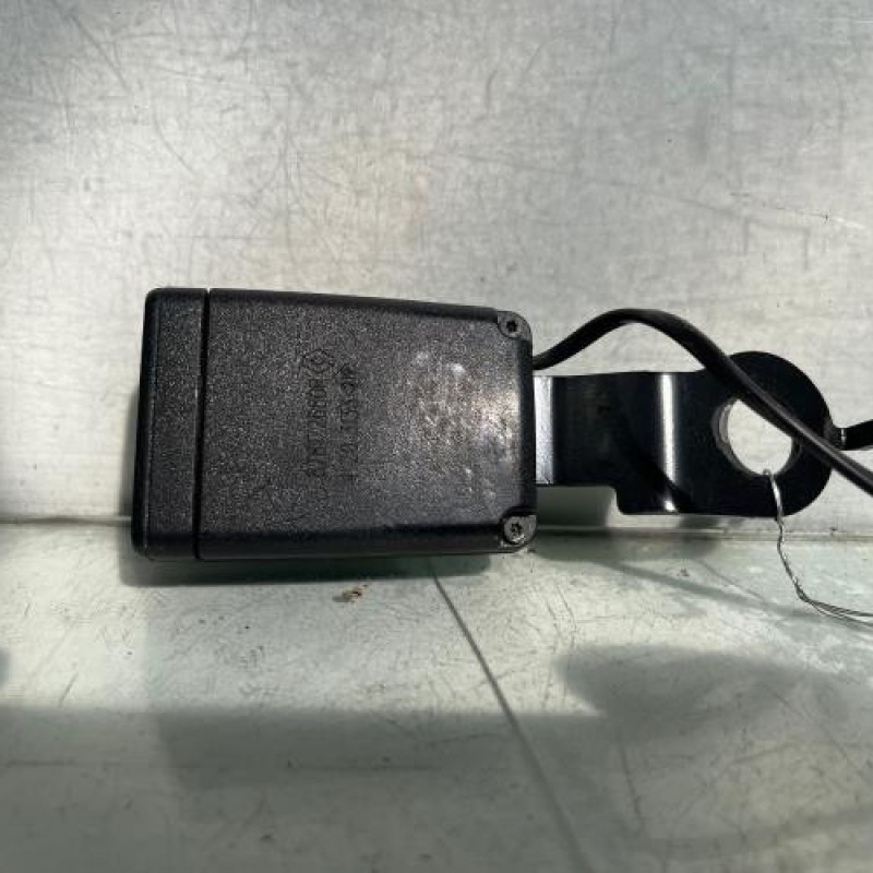 Attache ceinture avant gauche DACIA SANDERO 2 Photo n°2