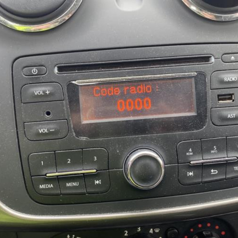 Bas de caisse droit DACIA SANDERO 2 Photo n°20