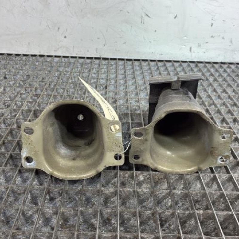 Absorbeur de pare choc arriere NISSAN NOTE 1 Photo n°4