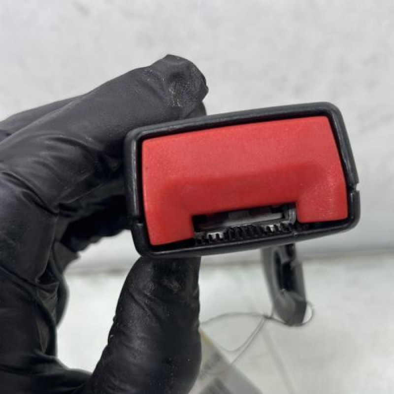 Attache ceinture arriere droit FIAT PUNTO EVO 3 Photo n°3
