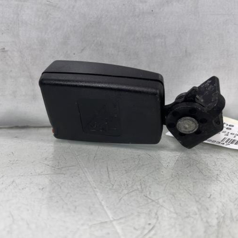 Attache ceinture arriere gauche FIAT PUNTO EVO 3 Photo n°1