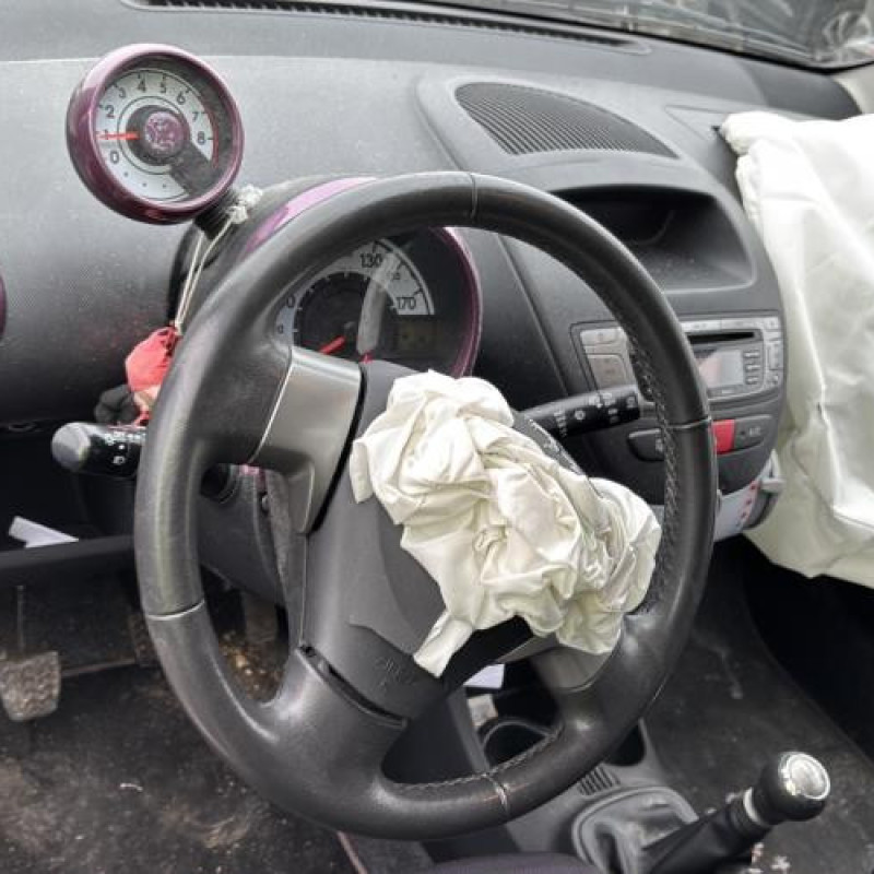 Bloc ABS (freins anti-blocage) PEUGEOT 107 Photo n°15