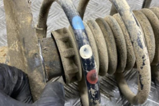 Amortisseur avant droit PEUGEOT 208 1 Photo n°1