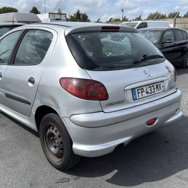 Bloc ABS (freins anti-blocage) PEUGEOT 206 Photo n°8