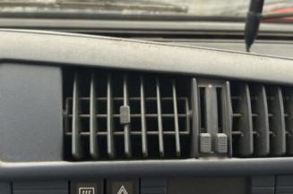 Vitre avant droit PEUGEOT 405