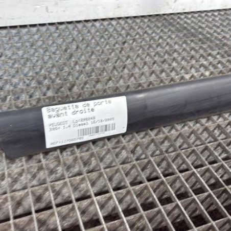 Baguette de porte avant droite PEUGEOT 206+