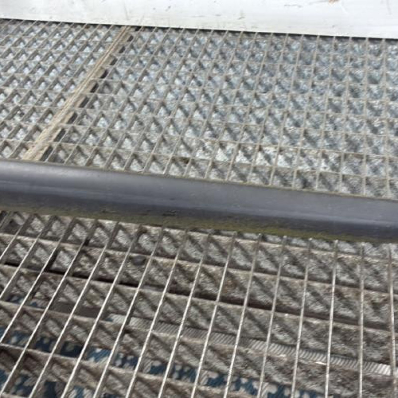 Baguette de porte avant droite PEUGEOT 206+ Photo n°3