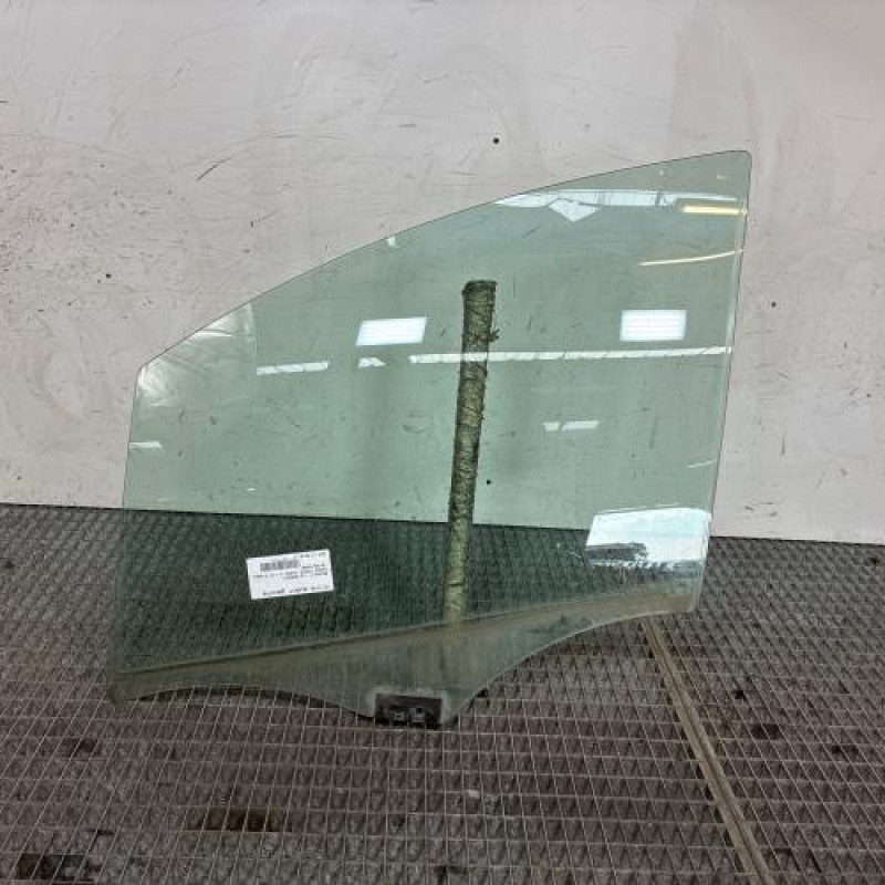 Vitre avant gauche RENAULT GRAND MODUS Photo n°1