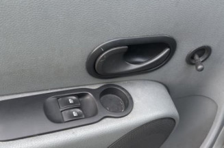 Vitre avant gauche RENAULT GRAND MODUS