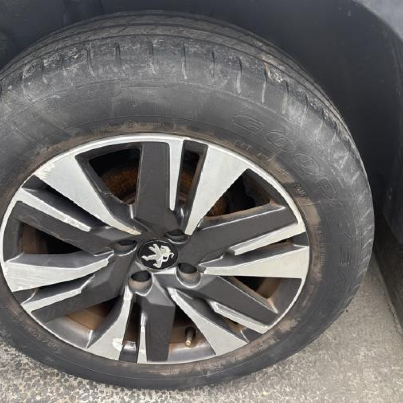 Becquet PEUGEOT 2008 1 Photo n°18