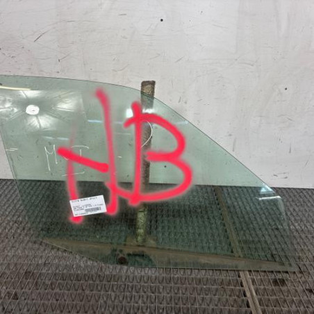 Vitre avant droit PEUGEOT 306 Photo n°1