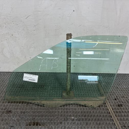 Vitre avant gauche CITROEN XSARA Photo n°1