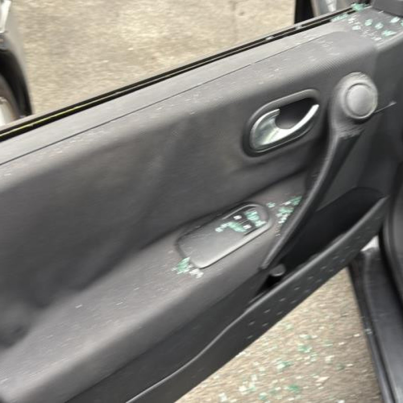 Autoradio d'origine RENAULT MEGANE 2 Photo n°13