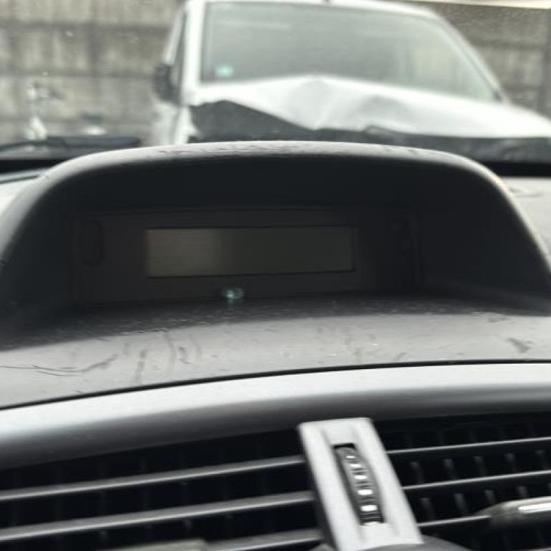 Autoradio d'origine RENAULT MEGANE 2 Photo n°20