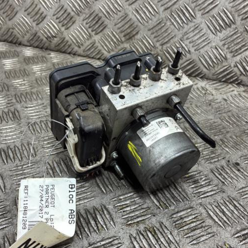 Bloc ABS (freins anti-blocage) PEUGEOT PARTNER 2 Photo n°4