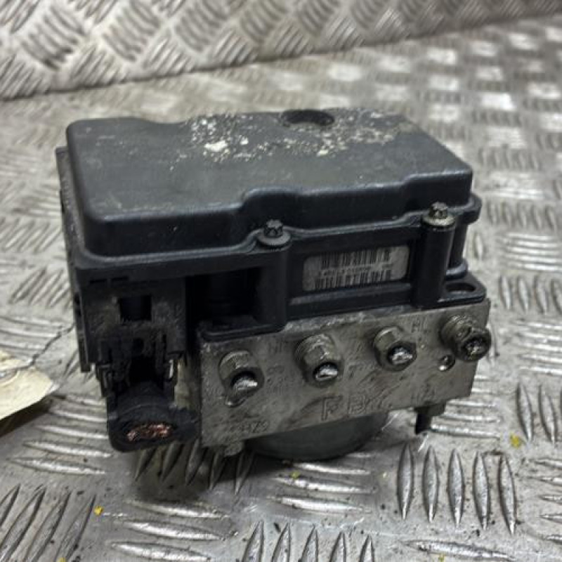 Bloc ABS (freins anti-blocage) OPEL CORSA D Photo n°3