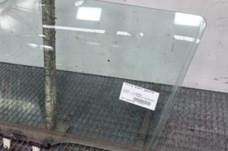 Vitre avant gauche SUZUKI SWIFT 4