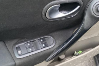 Vitre avant gauche RENAULT MEGANE 2