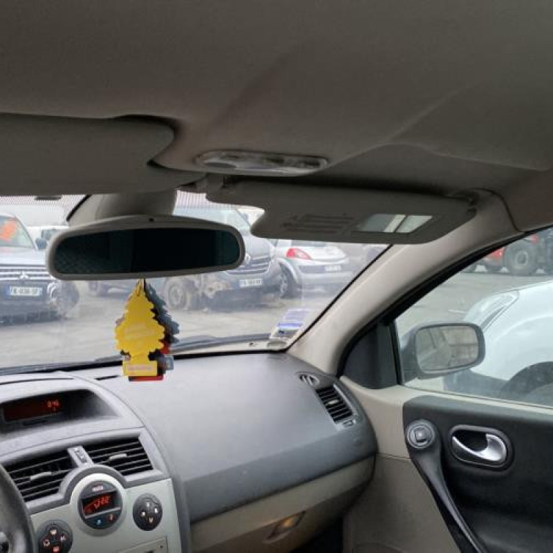 Vitre avant gauche RENAULT MEGANE 2 Photo n°20