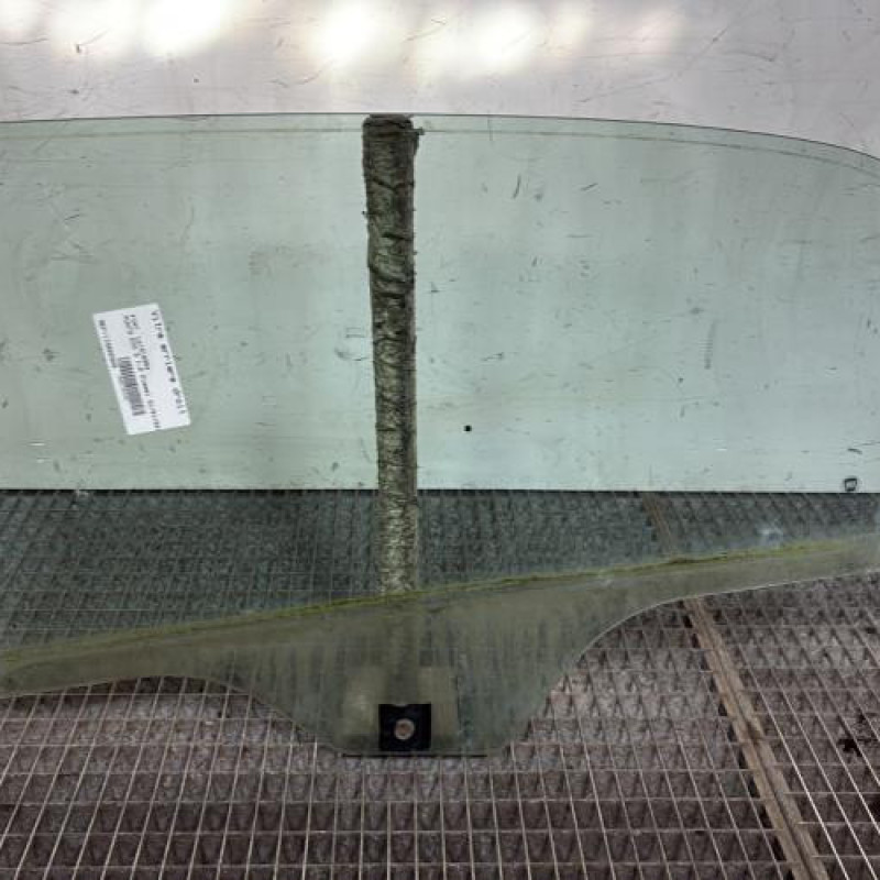 Vitre arriere droit FIAT PUNTO EVO 3 Photo n°4